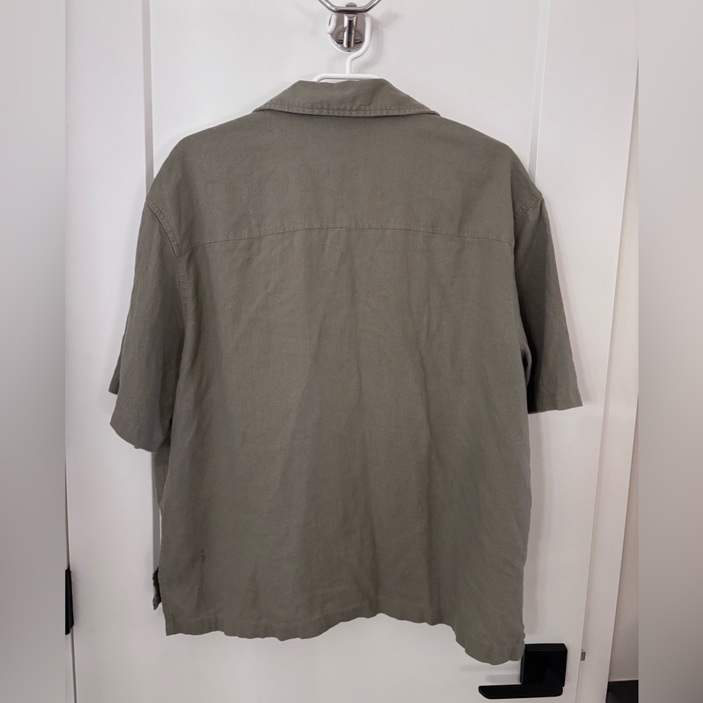BDG Button Down - Picture 2 of 4